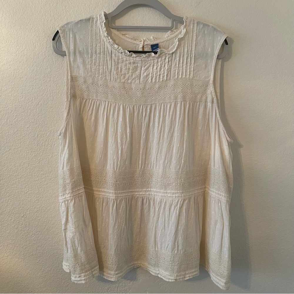 NWOT White/Cream/Ivory Collared Peplum Tank Top with Button Closure